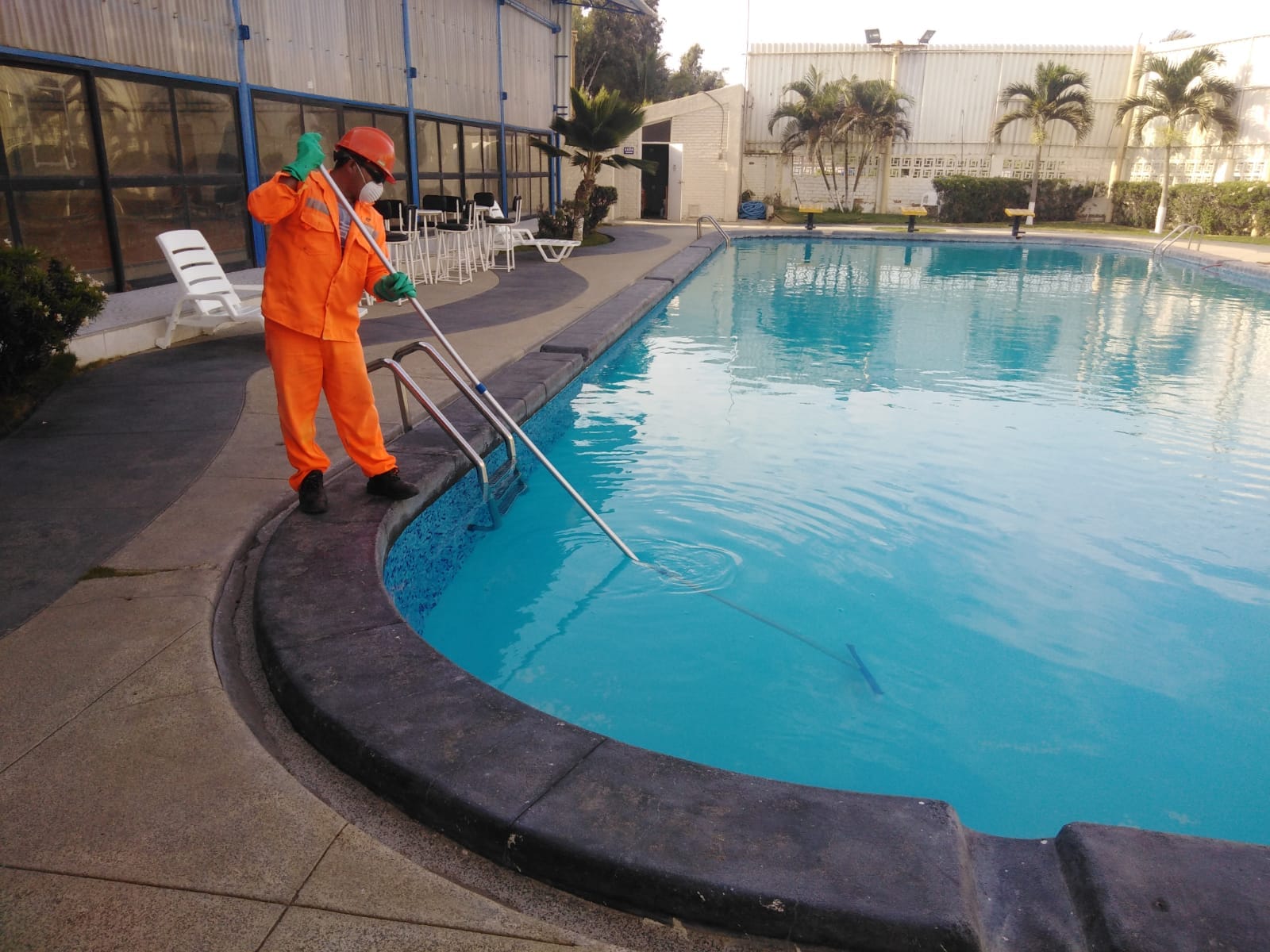 Limpieza de Piscinas